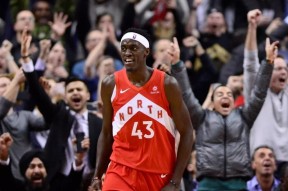 九游app-包含NBA常规赛赛程吃紧；多伦多猛龙赛前绝杀压哨；球迷炸锅；轮换策略成焦点的词条-九游app