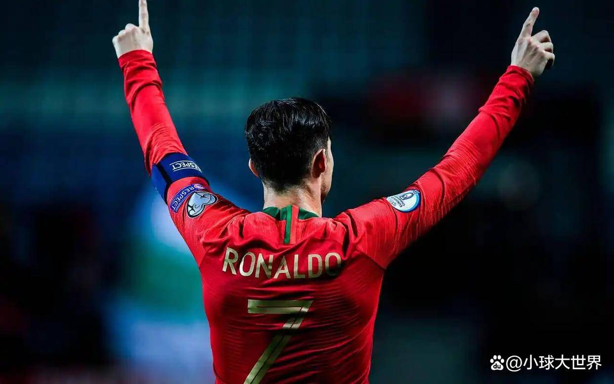 C罗重返赛场,出色发挥首场状态出色,热火观众沸腾!比赛高潮迭起 C罗重返赛场,出色发挥首场状态出色,热火观众沸腾!比赛高潮迭起