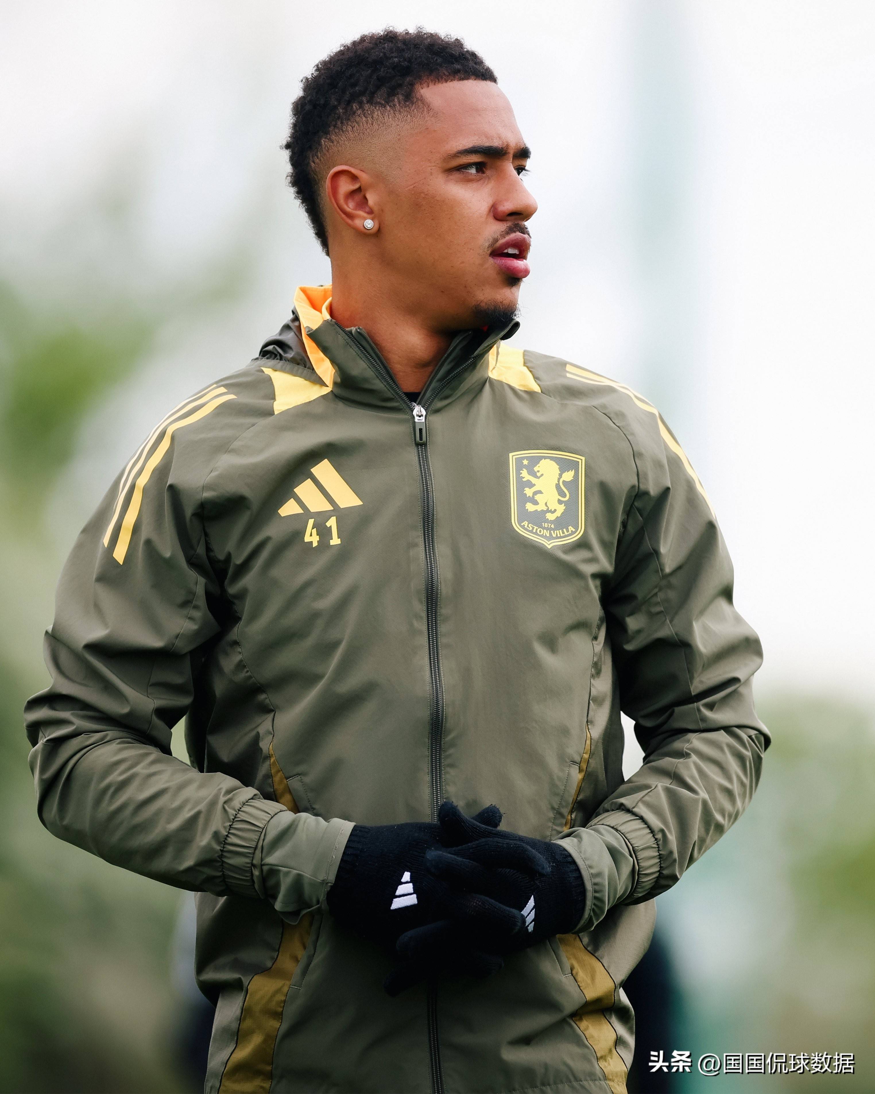 足总杯转会期再迎强敌,波尔图战术微调,主帅态度:引发热议,训练强度明显提升的简单介绍 足总杯转会期再迎强敌,波尔图战术微调,主帅态度:引发热议,训练强度明显提升的简单介绍